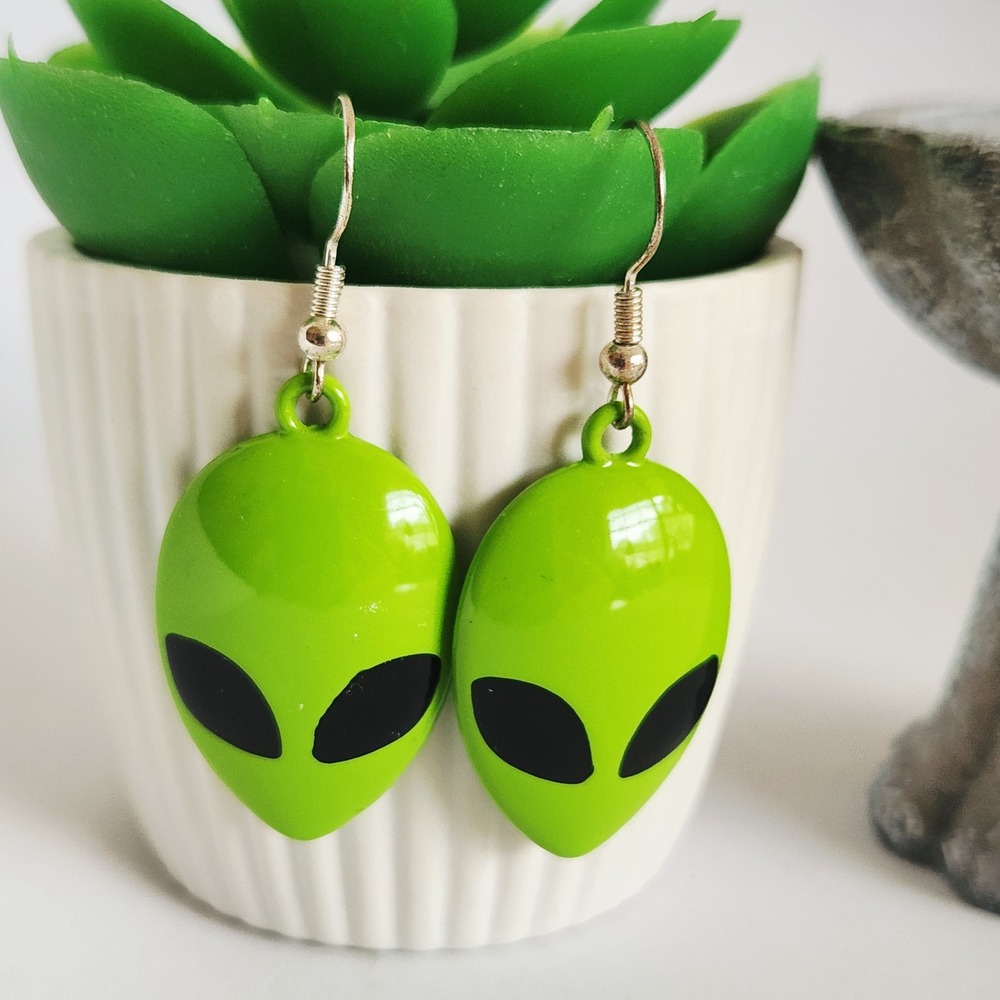 Lime Green Alien Head Drop Earrings Silver Tone Fishhook Dangle Space Jewelry